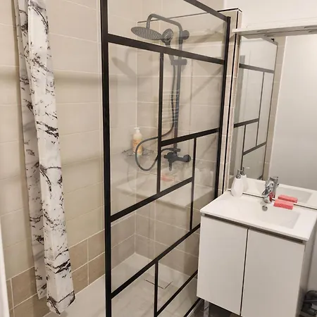 Alpes Apartman *