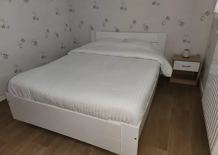 Alpes דירה *